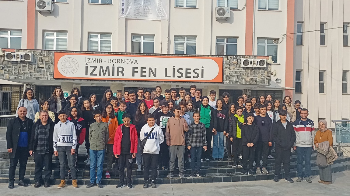 İzmir Fen Lisesindeyiz...
